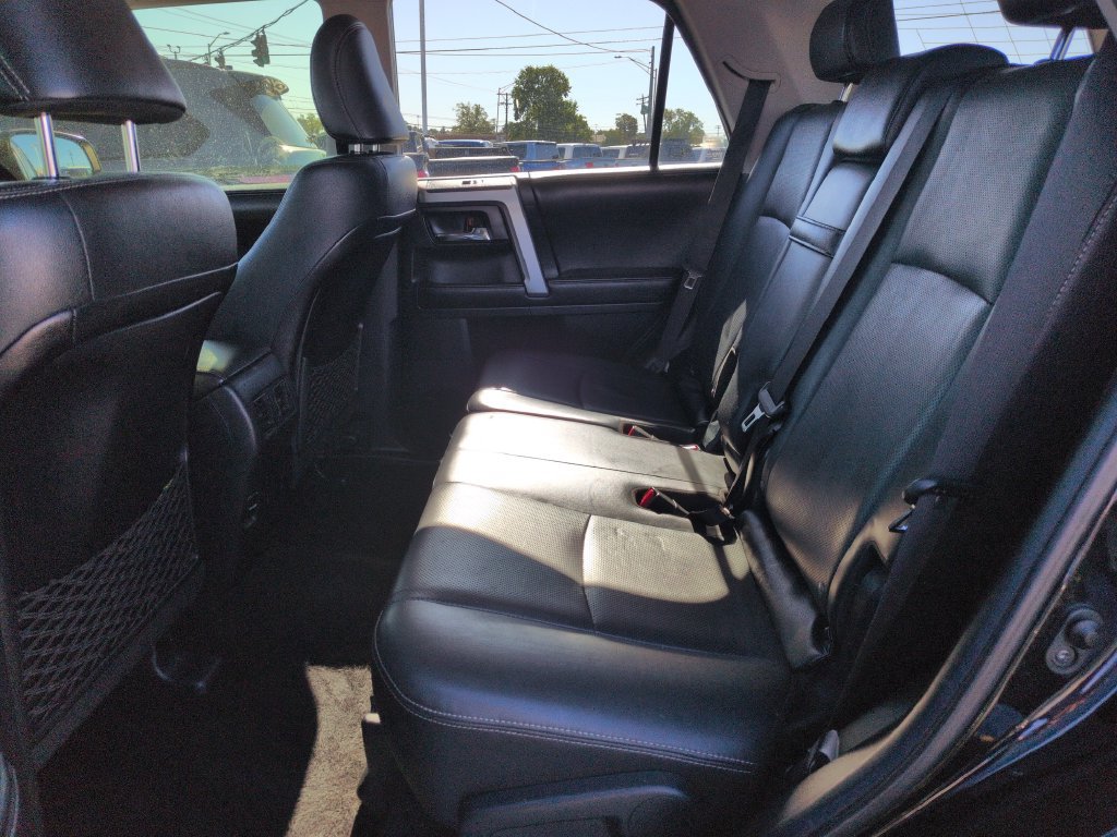 Used 2017 Toyota 4Runner Limited AWD/4WD image 25