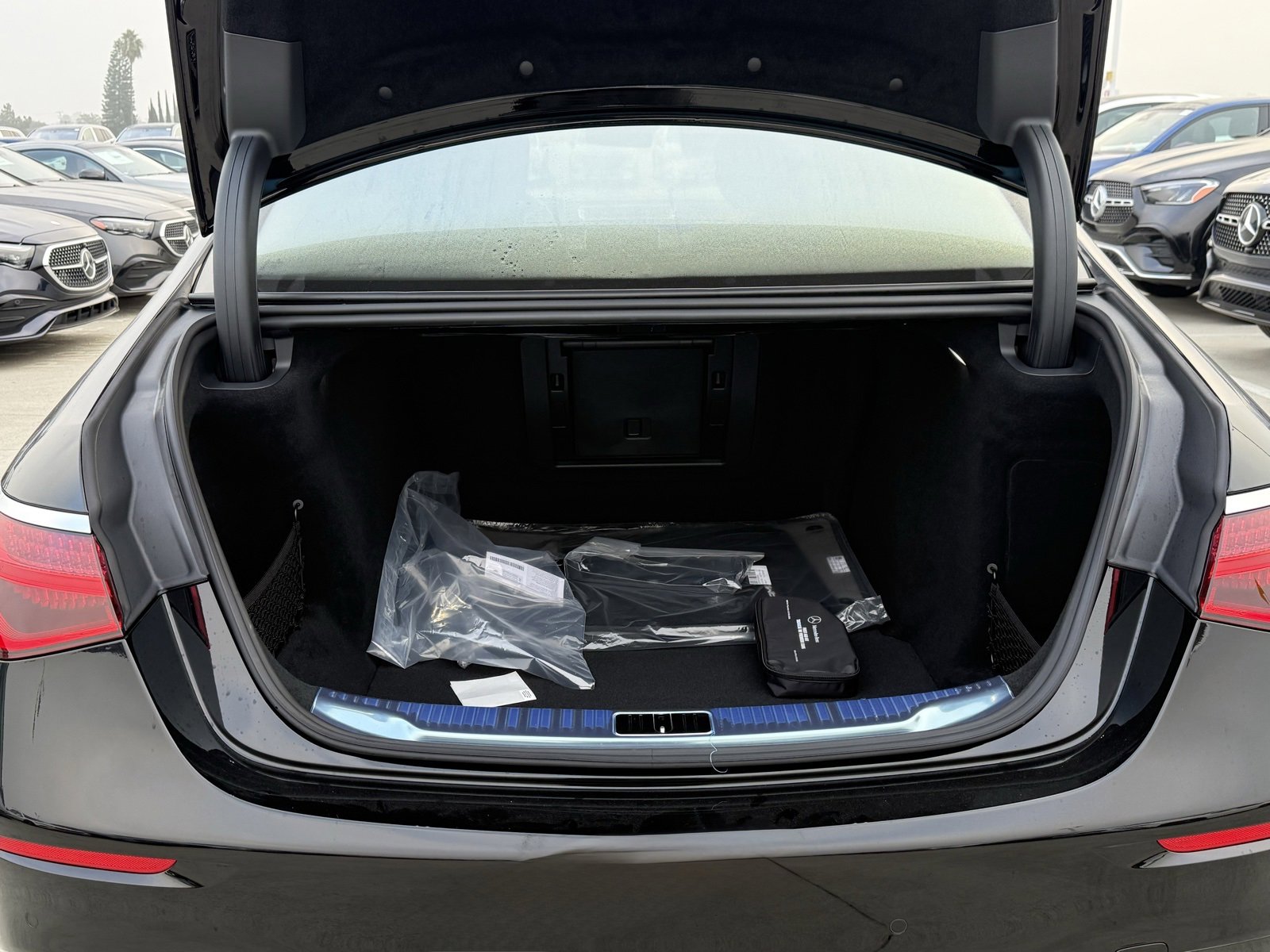 New 2026 Mercedes-Benz S 580 4MATIC Sedan image 11