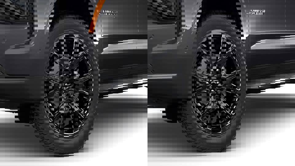 New 2026 Chevrolet Suburban Premier image 30