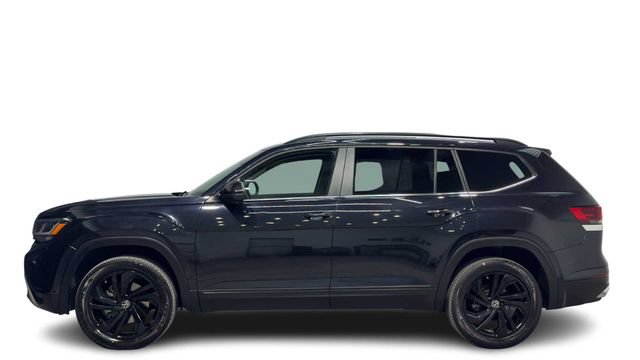 Used 2022 Volkswagen Atlas SE w/ Black Wheel Package