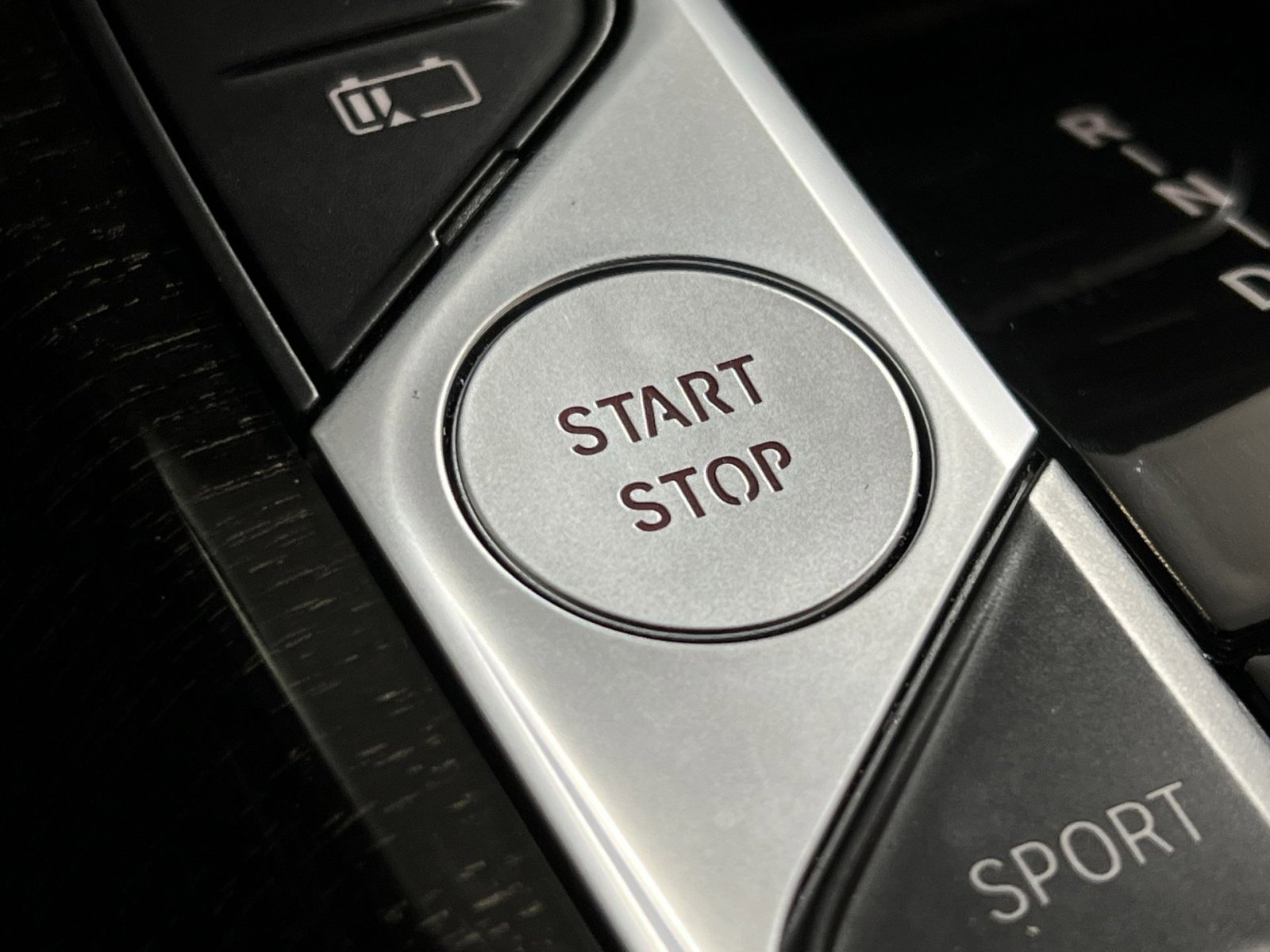 Used 2023 BMW 330e xDrive w/ Premium Package image 31