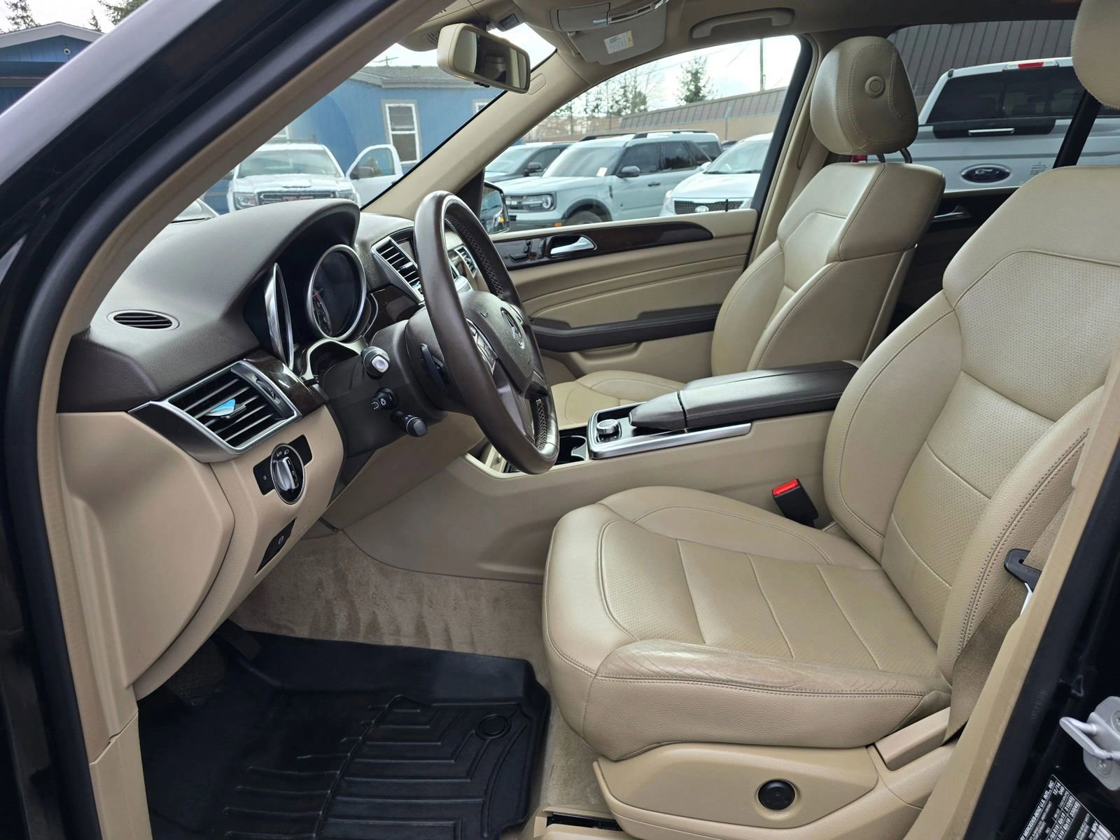 Used 2015 Mercedes-Benz ML 350 4MATIC image 19