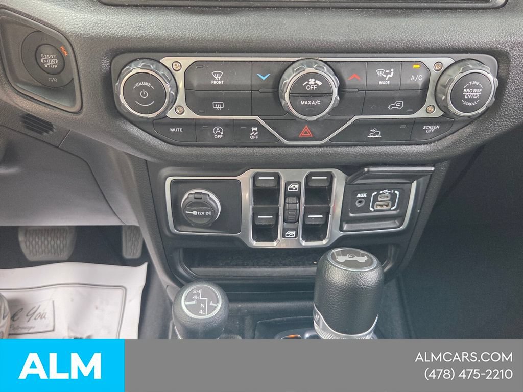 Used 2025 Jeep Wrangler Unlimited Sport AWD/4WD image 22