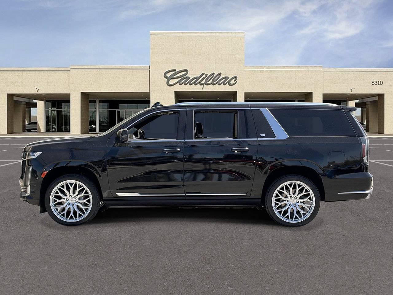 Used 2021 Cadillac Escalade ESV Premium Luxury Platinum AWD/4WD image 8