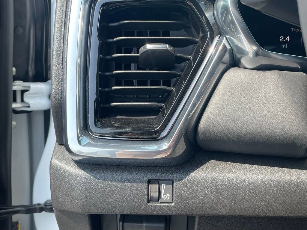 New 2026 GMC Canyon Elevation w/ Convenience Package image 19