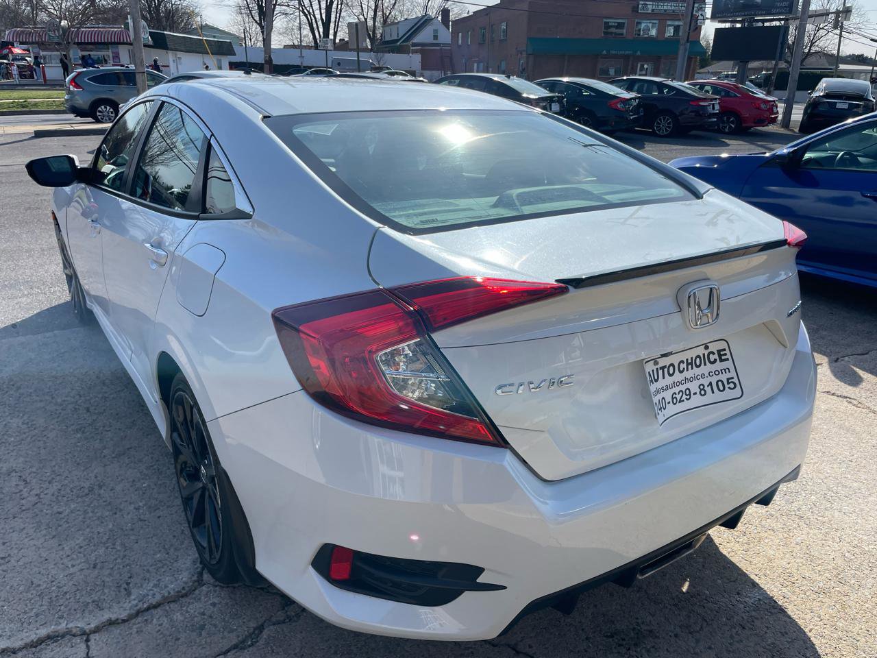 Used 2020 Honda Civic Sport image 9