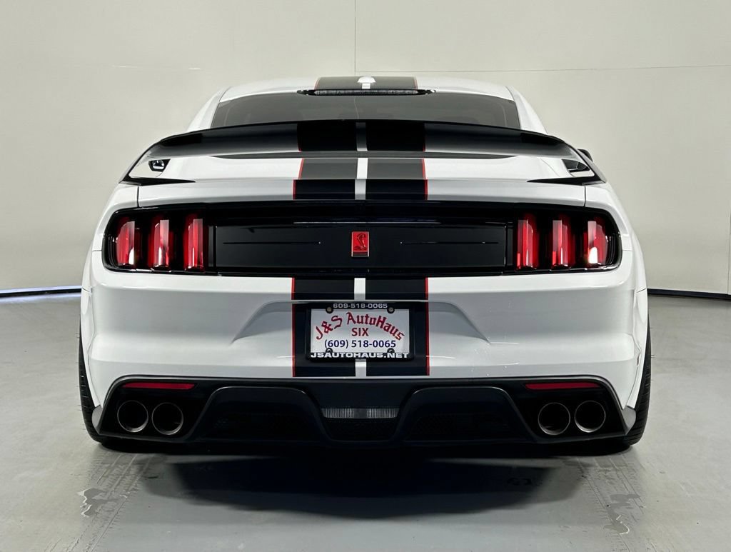 Used 2019 Ford Mustang Shelby GT350R w/ GT350R Equipment Group 920A RWD image 7