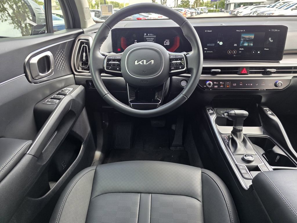 Used 2025 Kia Sorento S w/ Panoramic Sunroof Package image 12