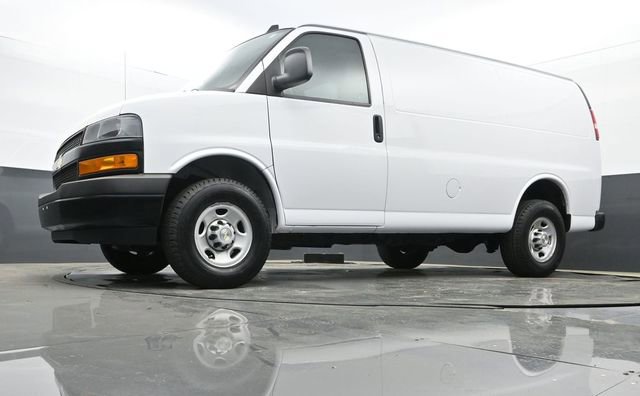 Used 2020 Chevrolet Express 2500 w/ Driver Convenience Package image 22