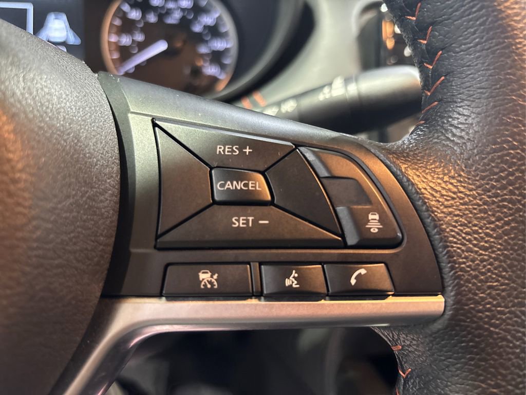 Used 2023 Nissan Versa SR w/ Trunk Package image 27