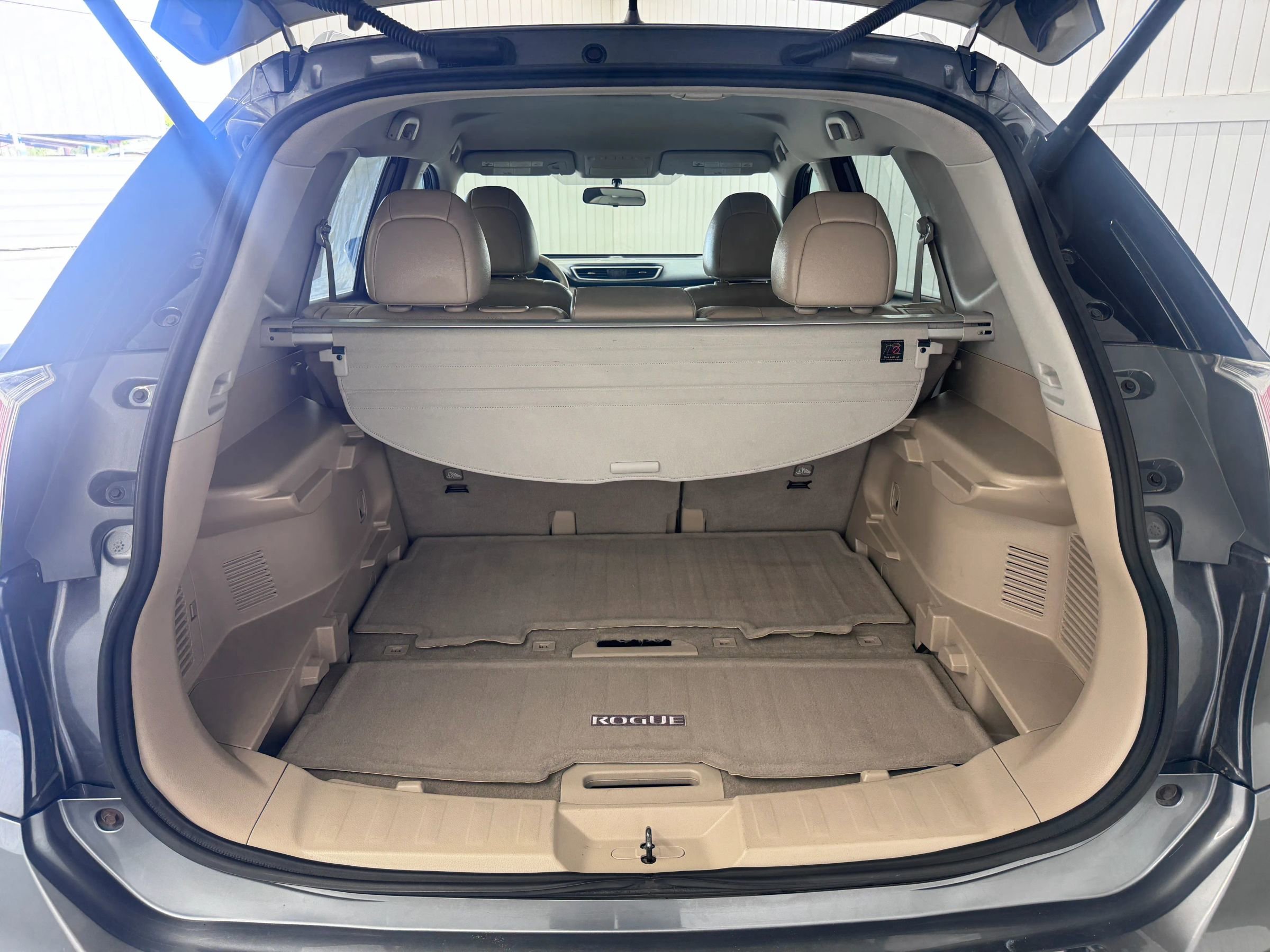 Used 2015 Nissan Rogue SL image 13