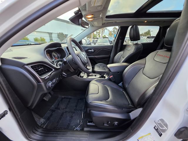 Used 2022 Jeep Cherokee Trailhawk w/ Sun, Sound & Nav Group image 16