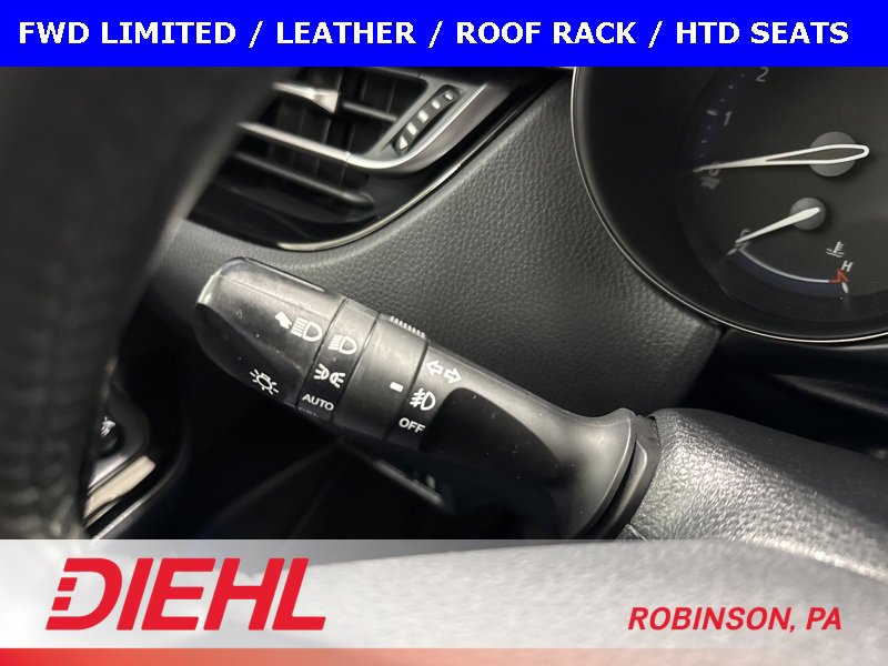 Used 2022 Toyota C-HR Limited image 21