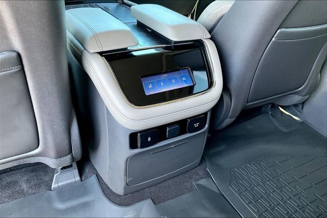 Used 2024 Lincoln Navigator Premiere AWD/4WD image 10