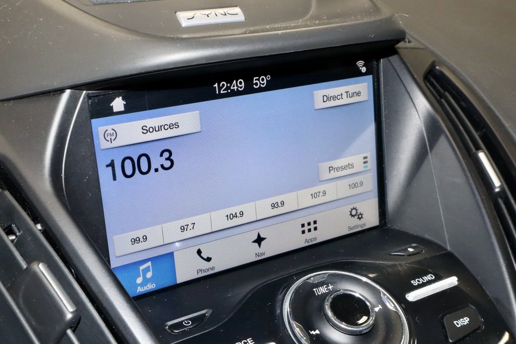 Used 2017 Ford Escape Titanium AWD/4WD image 3