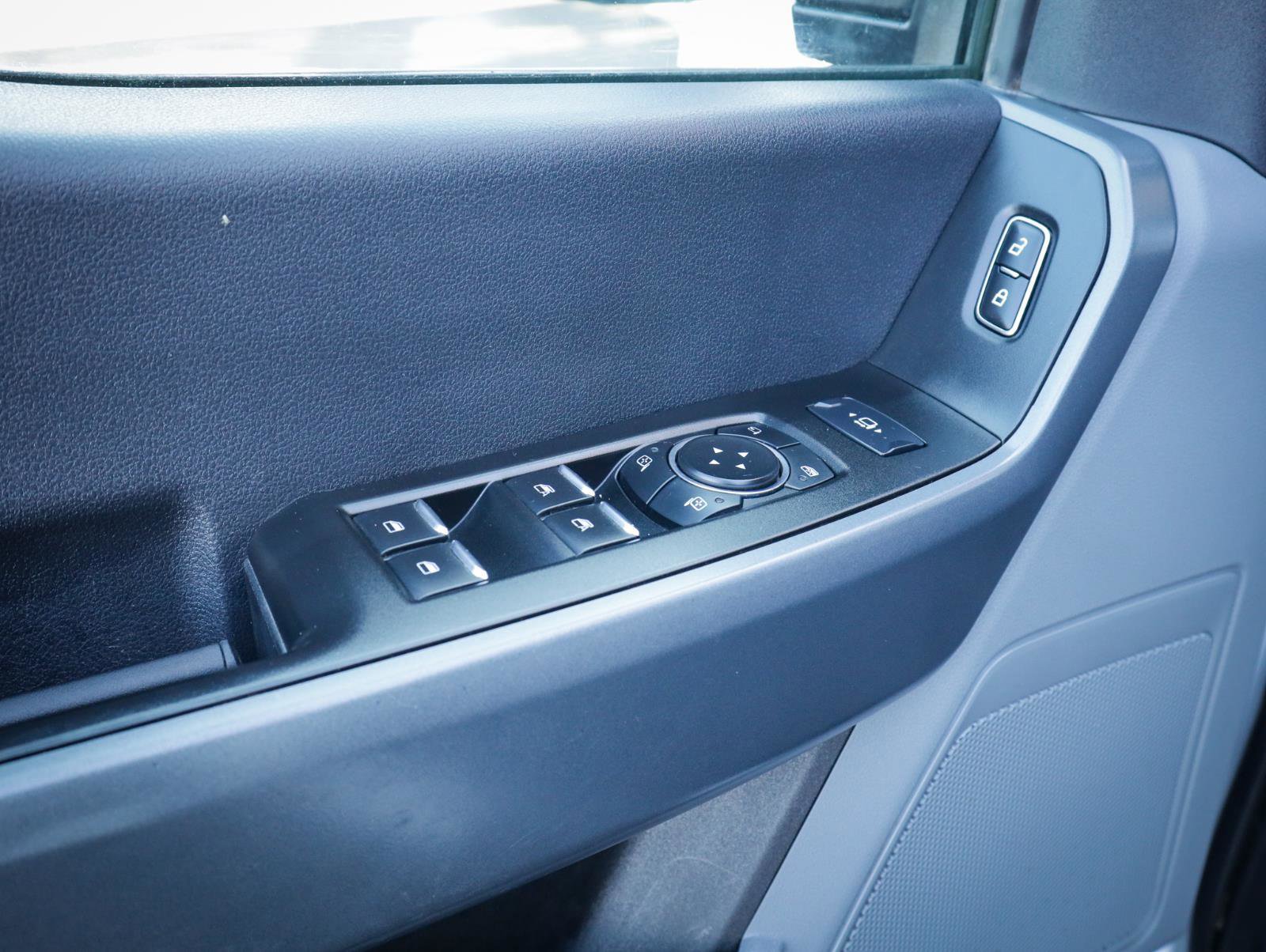 Used 2024 Ford F250 XLT w/ FX4 Off-Road Package image 16