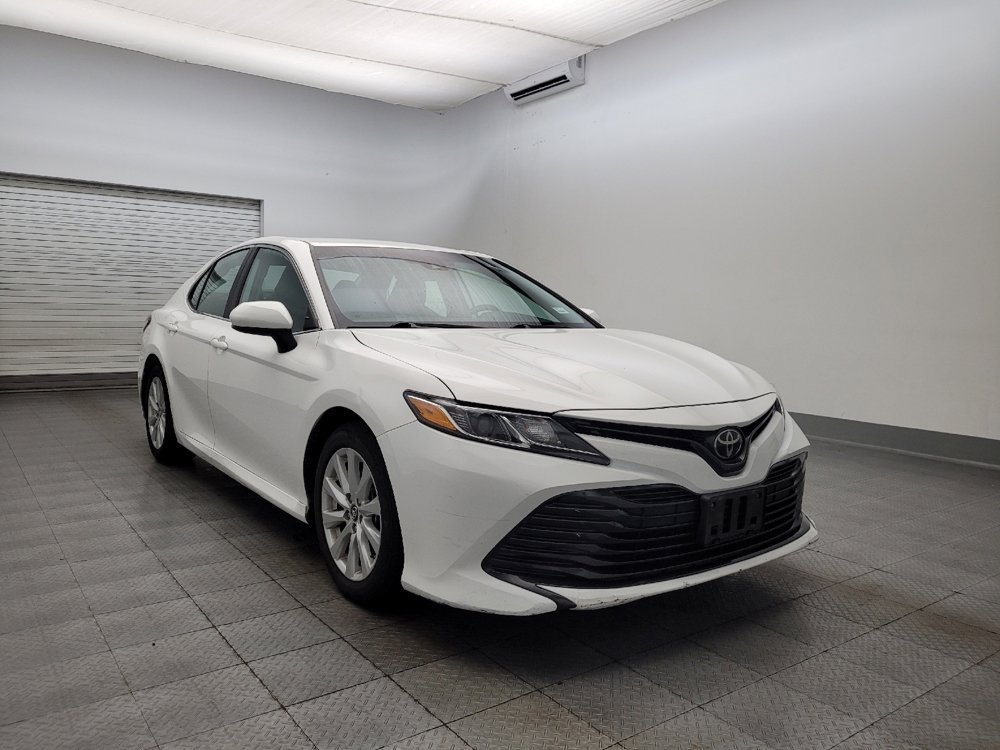 Used 2019 Toyota Camry LE image 13