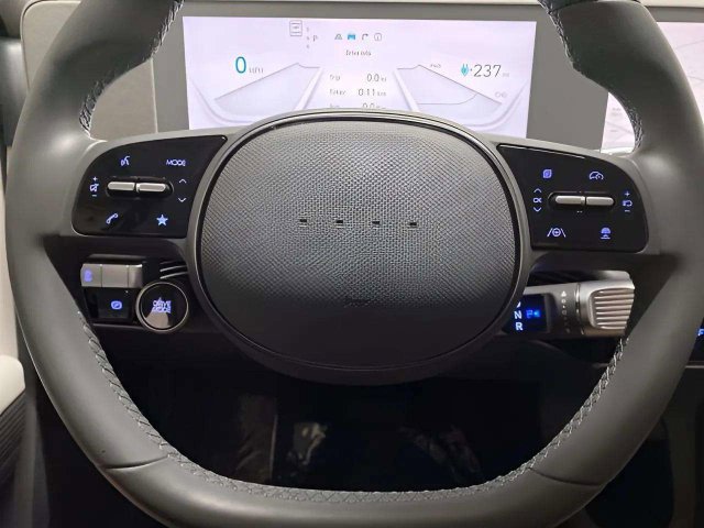 Used 2024 Hyundai Ioniq 5 SE RWD image 36