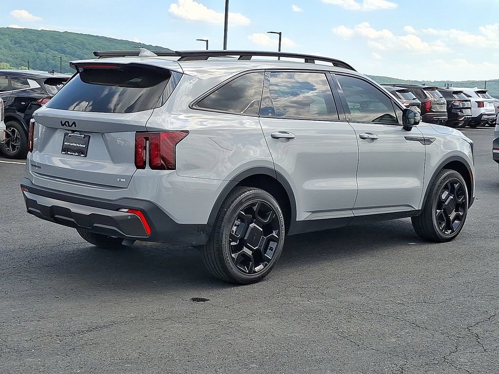 Certified 2025 Kia Sorento X-Line EX AWD/4WD image 6