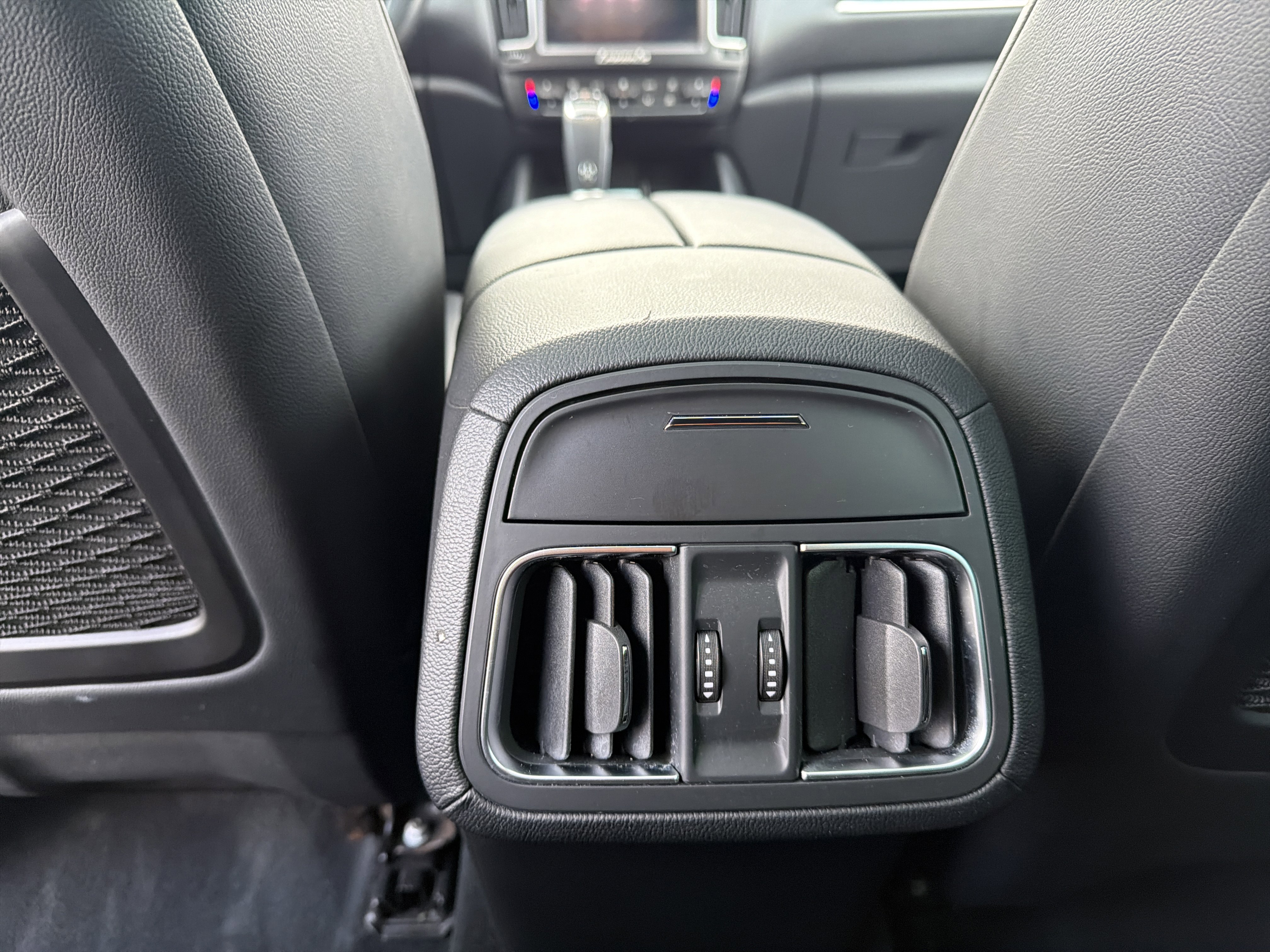 Used 2019 Maserati Levante image 24