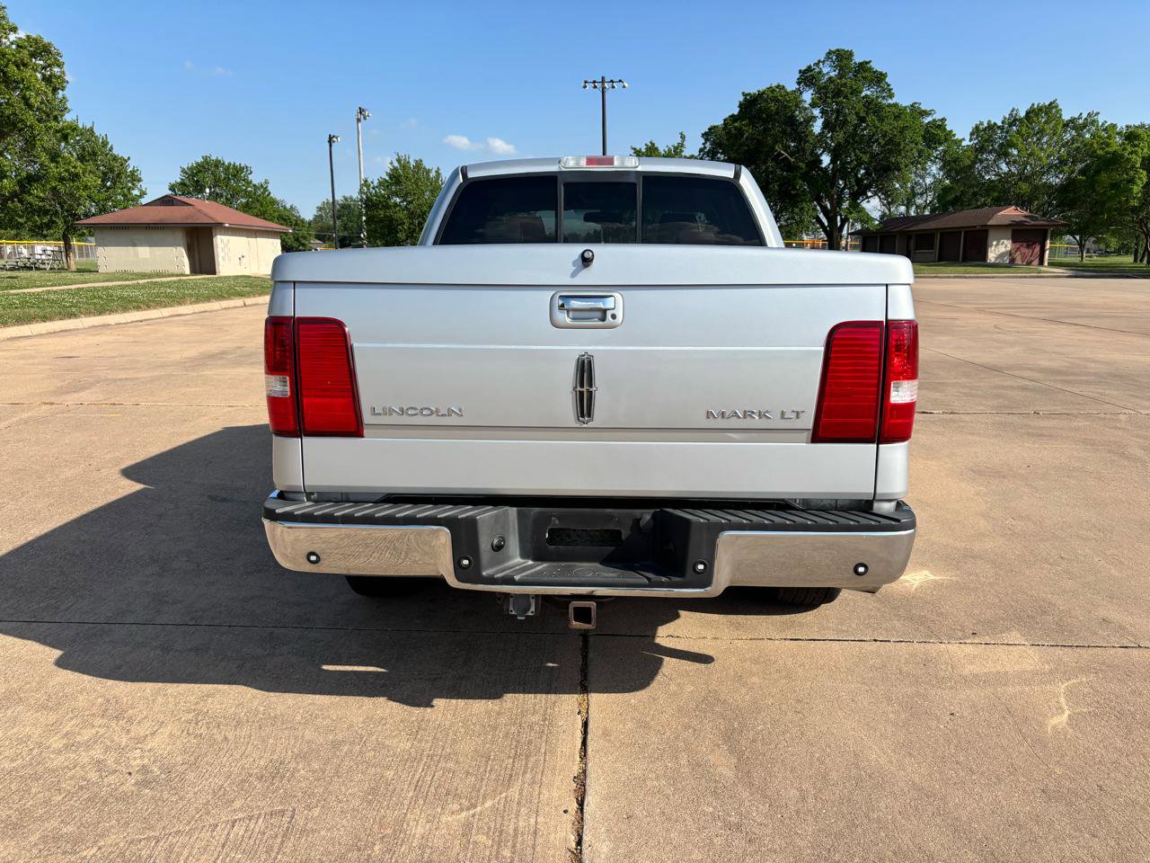 Used 2006 Lincoln Mark LT 2WD image 27