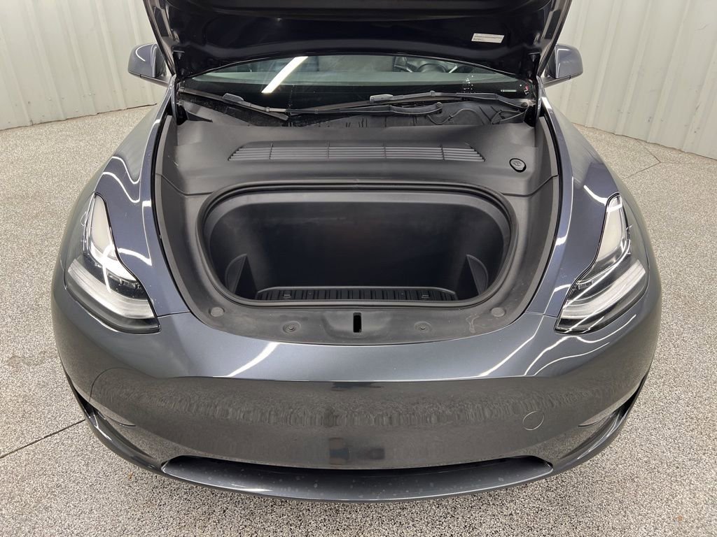 Used 2023 Tesla Model Y Long Range image 4