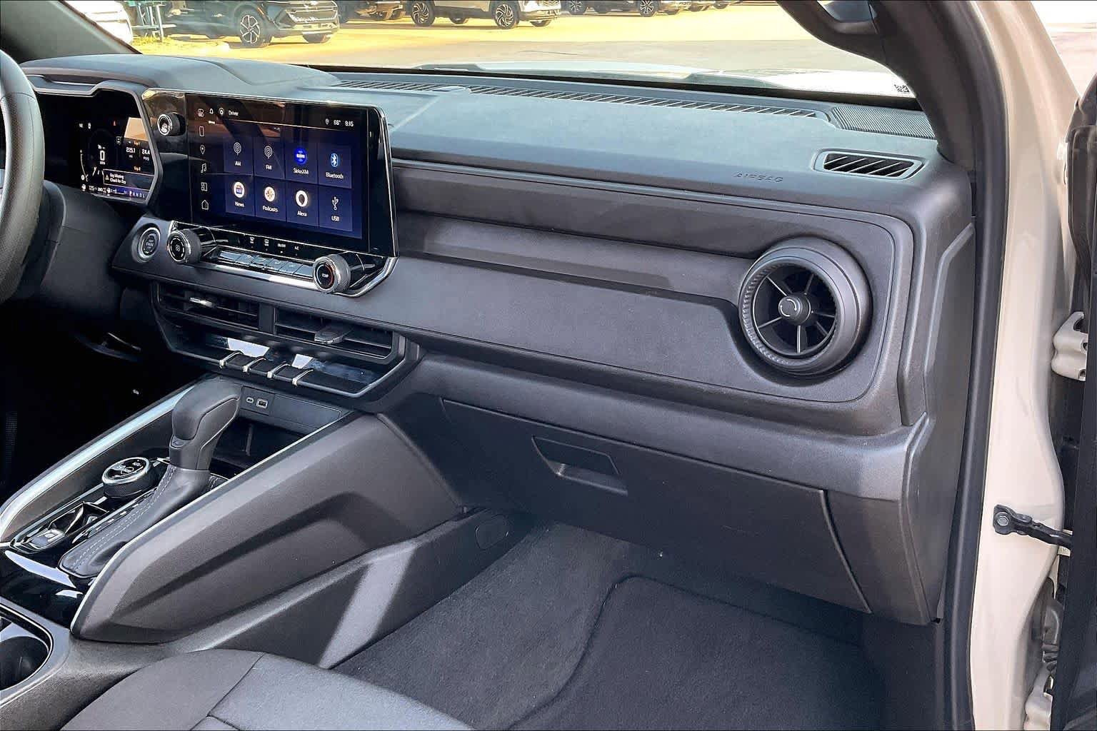 Certified 2024 Chevrolet Colorado Trail Boss w/ Advanced Trailering Package image 18