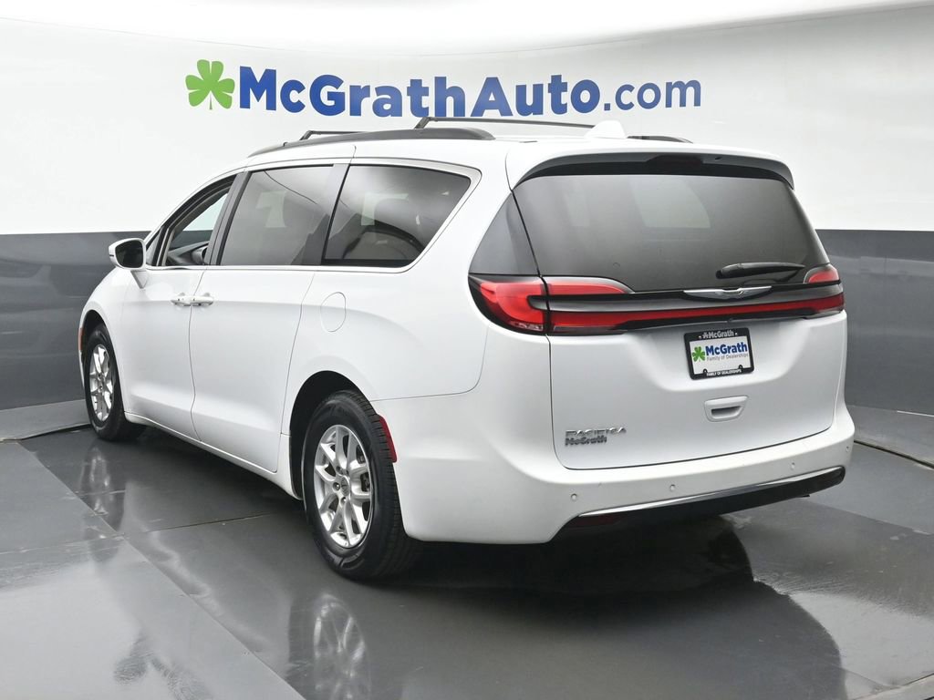 Used 2022 Chrysler Pacifica Touring-L image 22