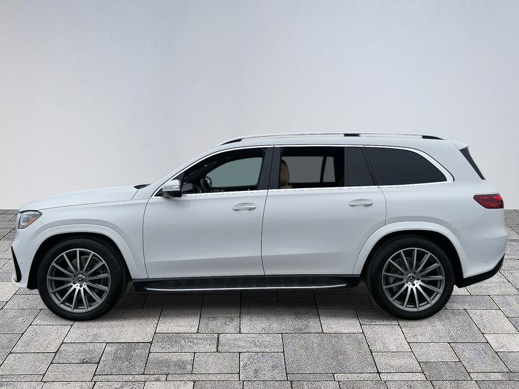 Used 2026 Mercedes-Benz GLS 580 4MATIC image 4