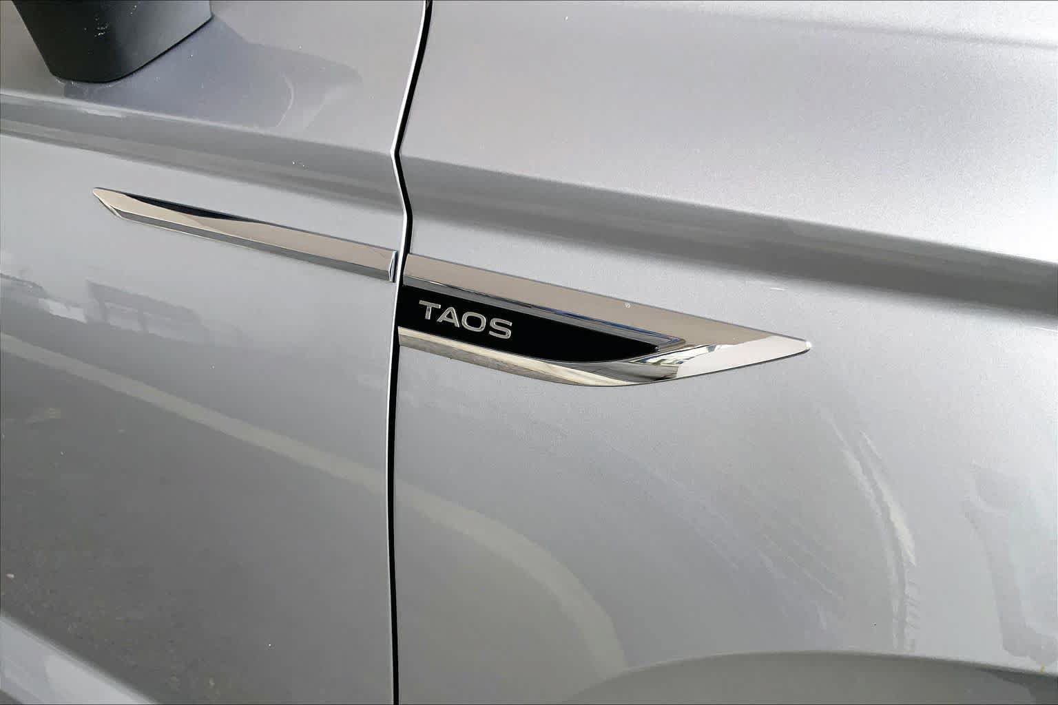 Used 2024 Volkswagen Taos S FWD image 10