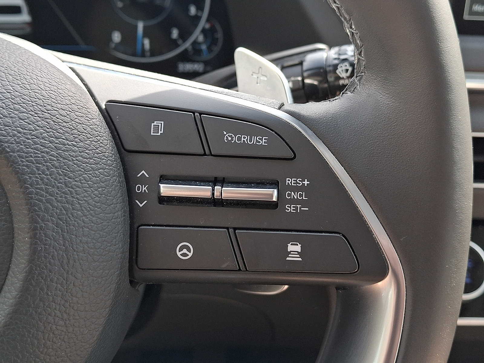 Certified 2023 Hyundai Sonata Limited w/ Cargo Package image 22