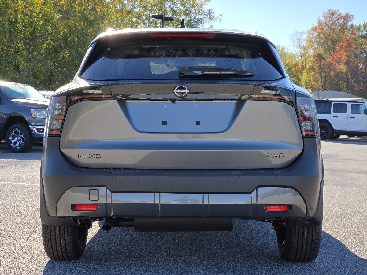 New 2027 Nissan Kicks SV w/ SV Premium Package AWD/4WD image 22