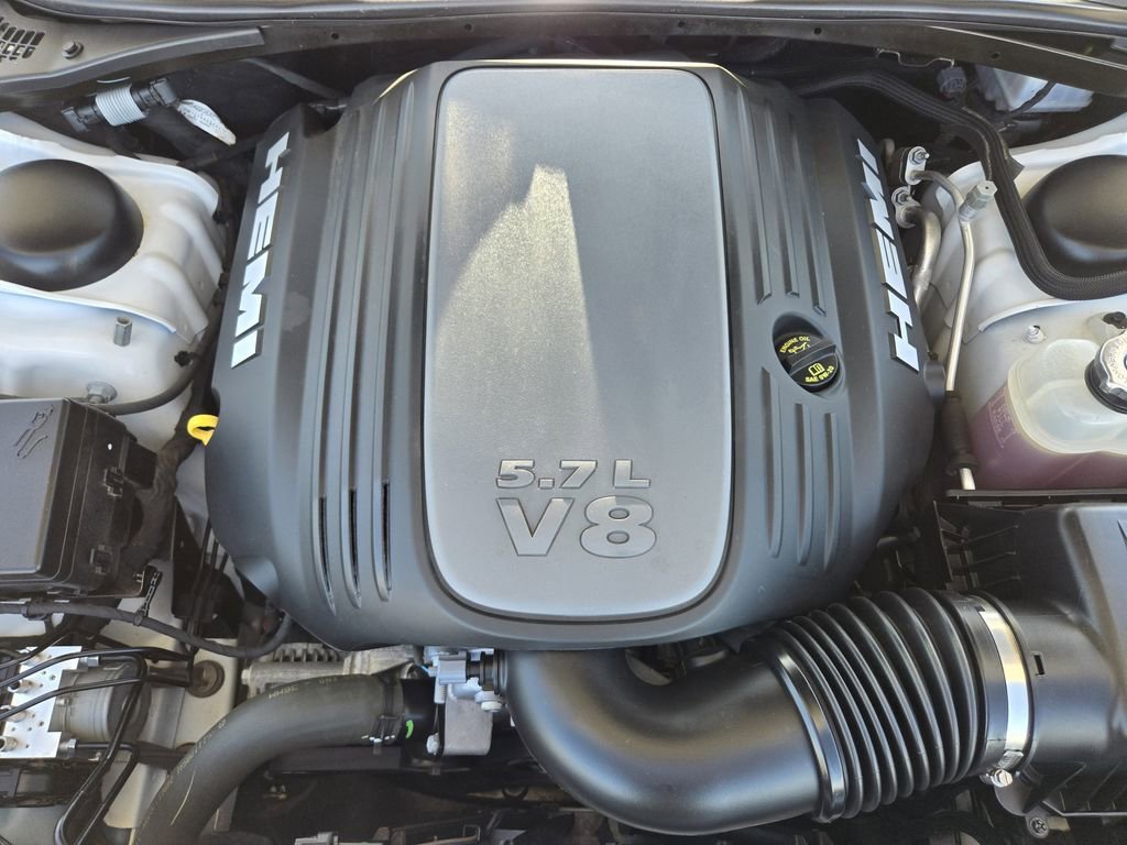 Used 2022 Dodge Challenger R/T w/ Plus Package image 29