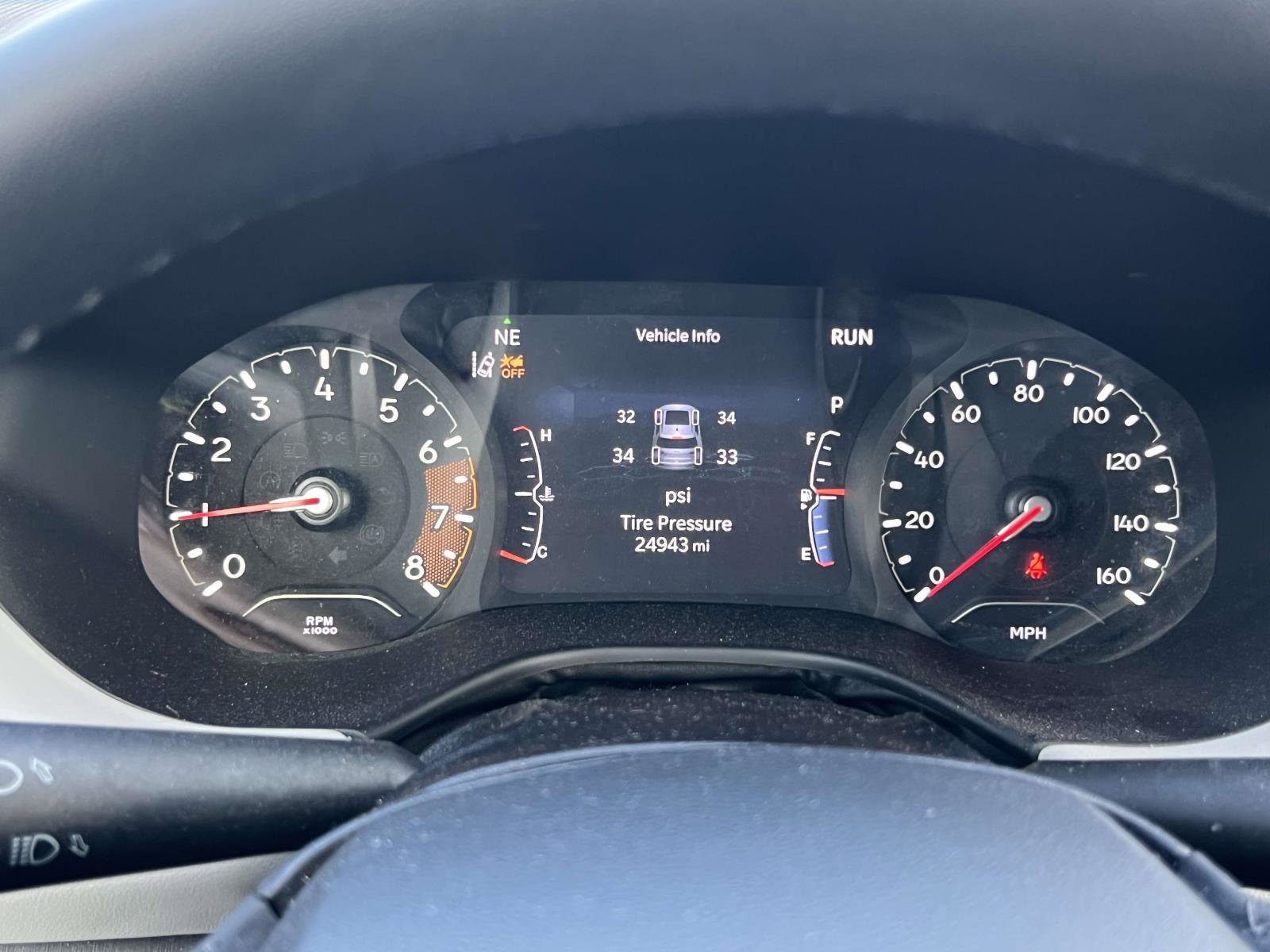 Used 2023 Jeep Compass Limited image 18