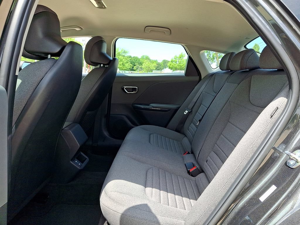 Used 2025 Kia K4 EX FWD image 10