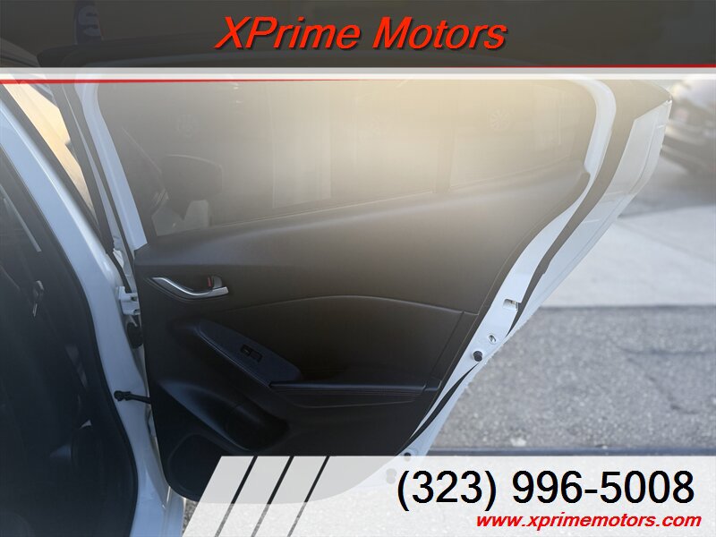 Used 2016 MAZDA MAZDA3 i Grand Touring FWD image 27