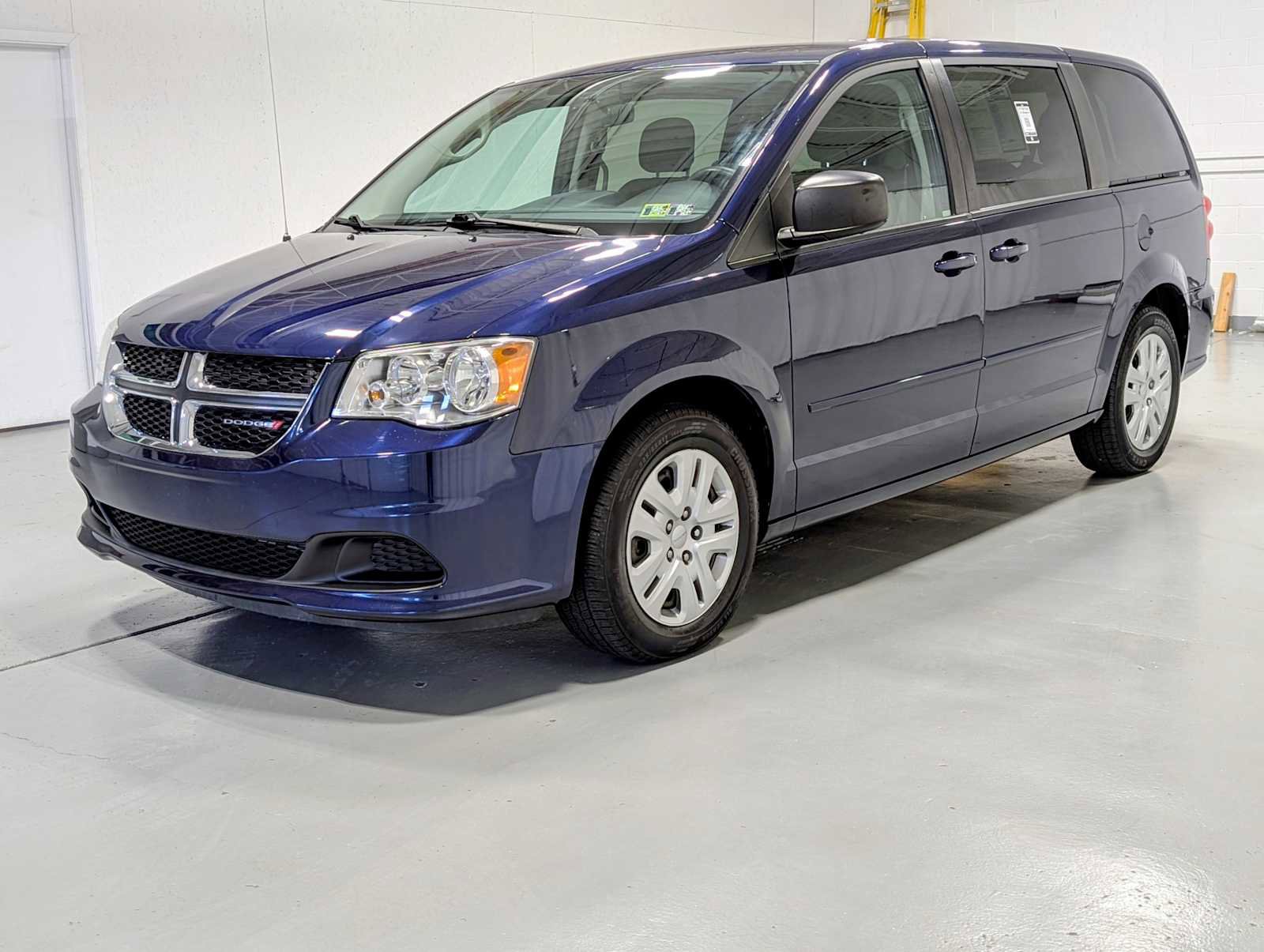Used 2017 Dodge Grand Caravan SE w/ Power Window Group image 1