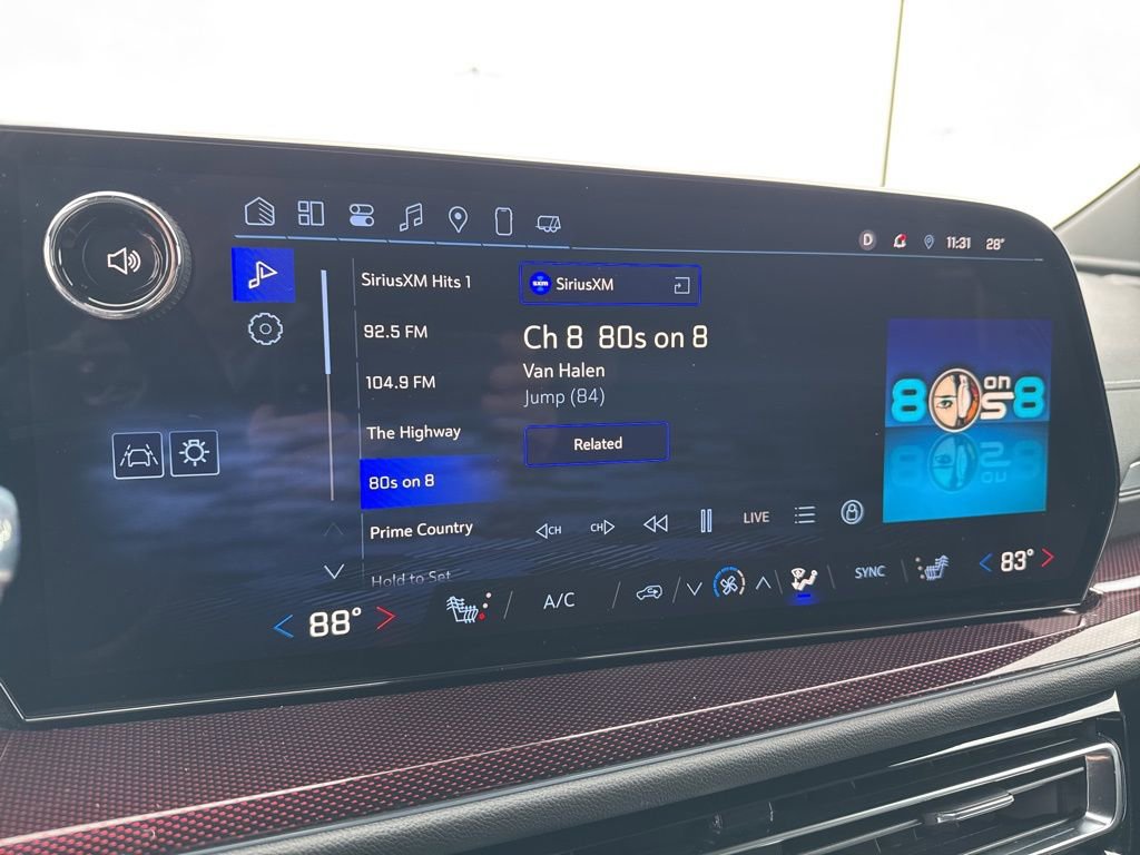 Certified 2025 Chevrolet Traverse Z71 w/ LPO, Floor Liner Package image 25