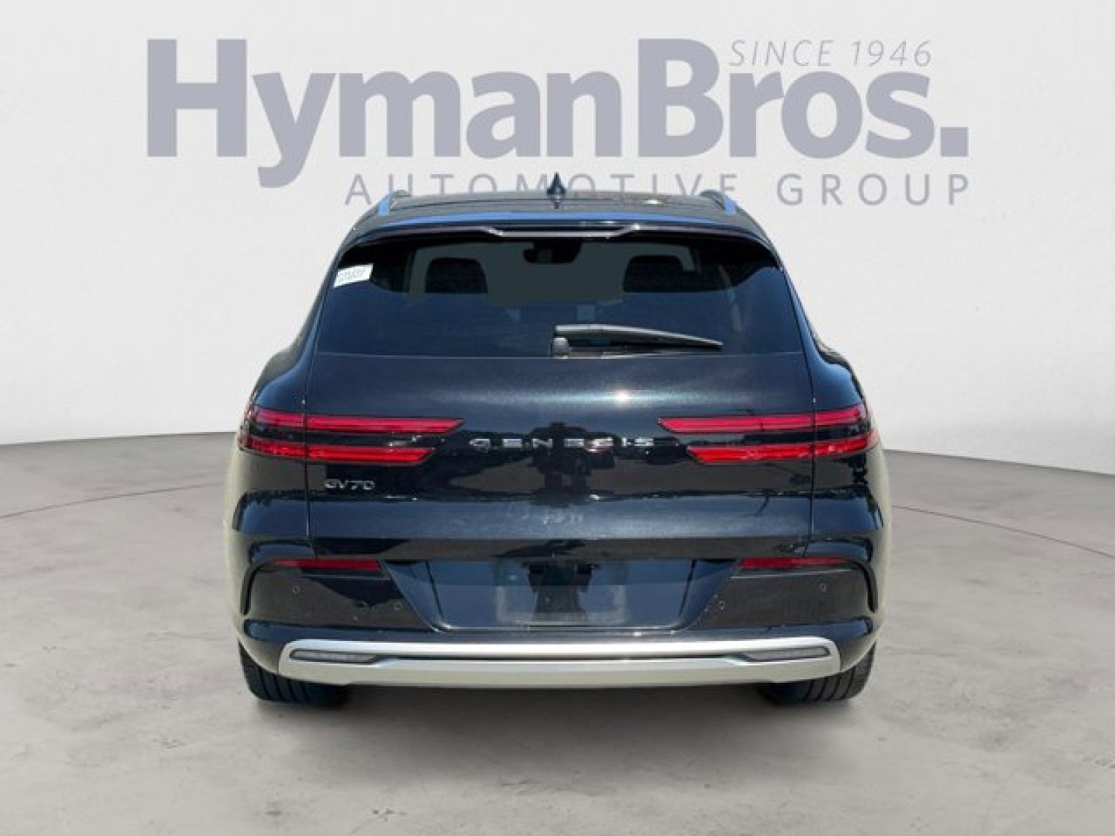 Used 2023 Genesis Electrified GV70 AWD/4WD image 4