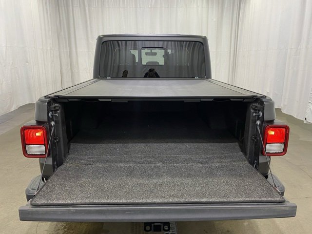 Used 2023 Jeep Gladiator Mojave w/ Cold Weather Group image 12