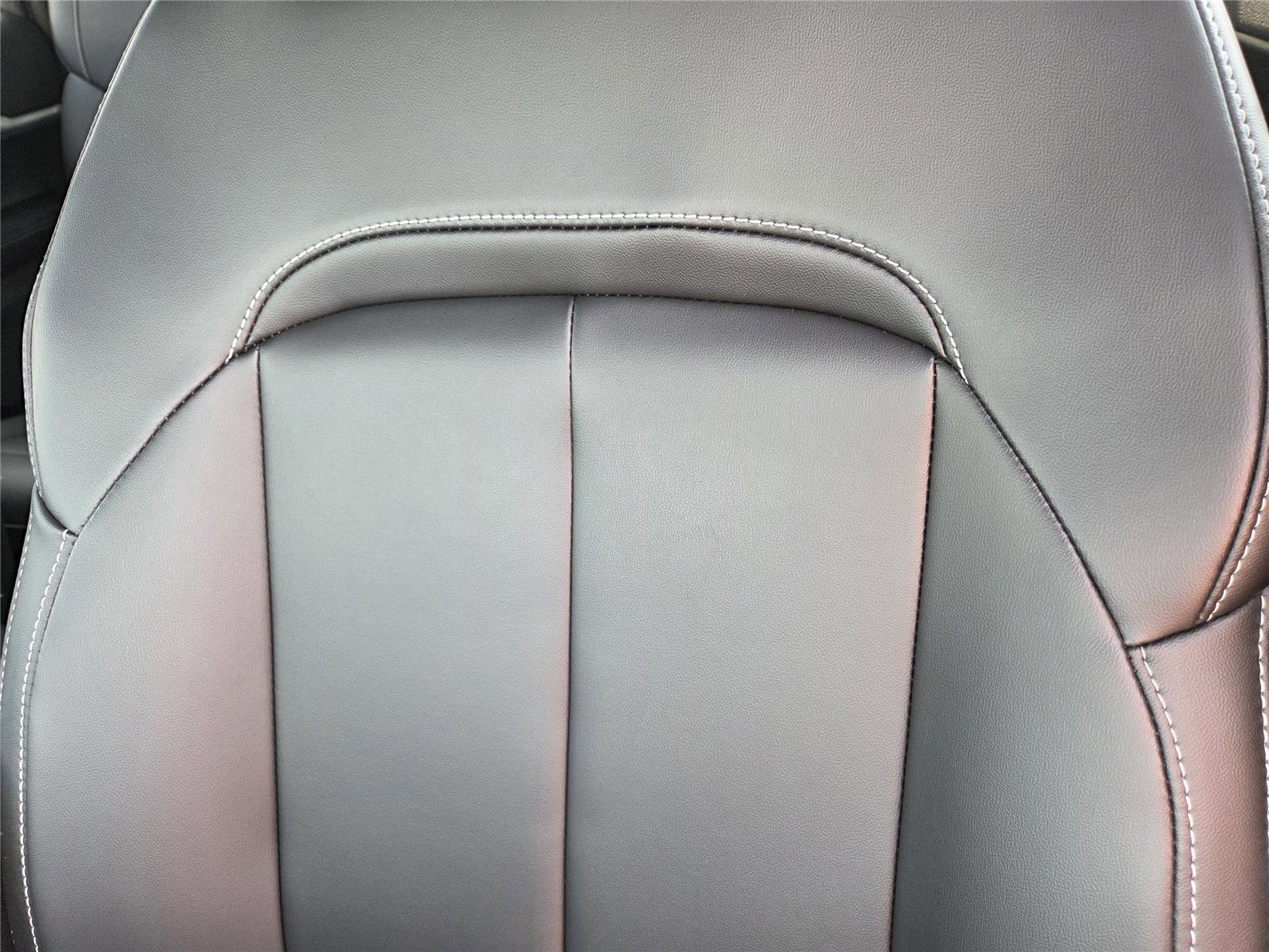 New 2026 Jeep Grand Cherokee L Limited image 18