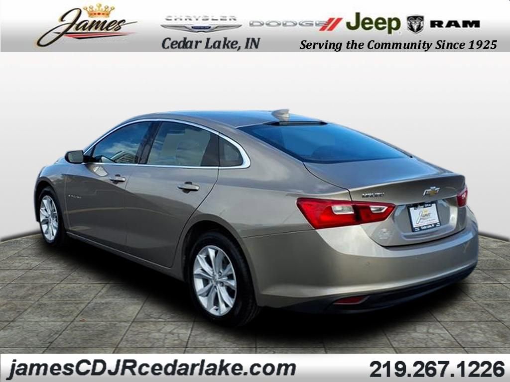 Used 2025 Chevrolet Malibu LT image 3