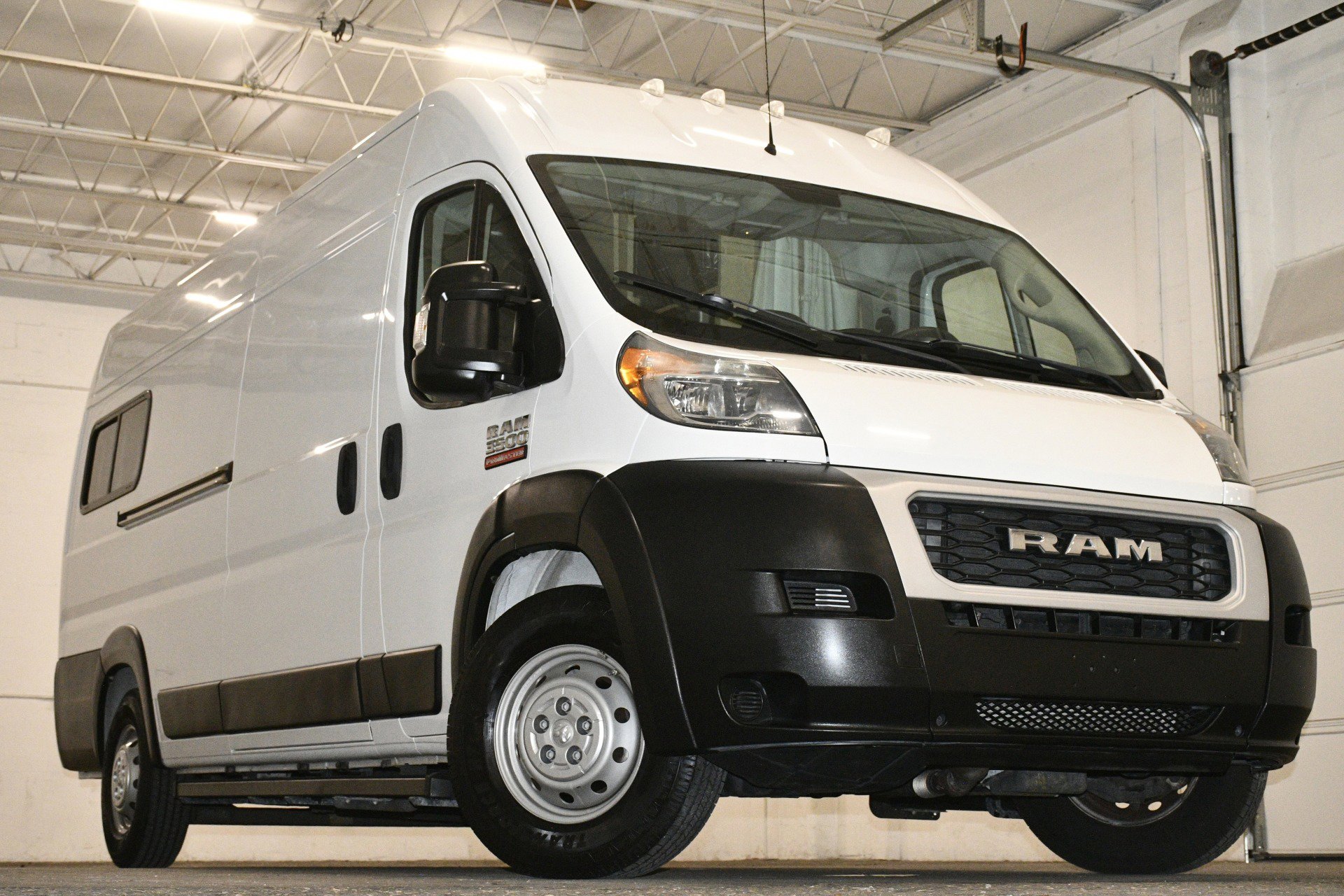 Used 2019 RAM ProMaster 3500 w/ Interior Convenience Group image 85