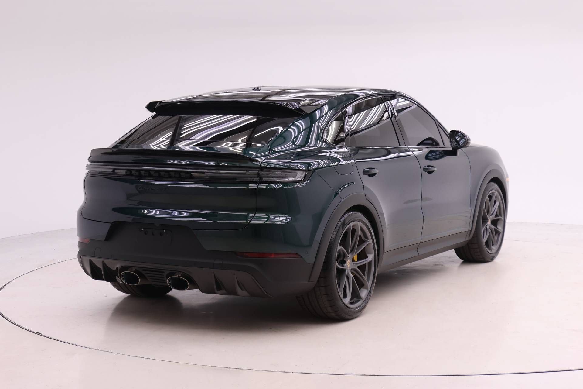 Certified 2025 Porsche Cayenne Turbo GT image 6