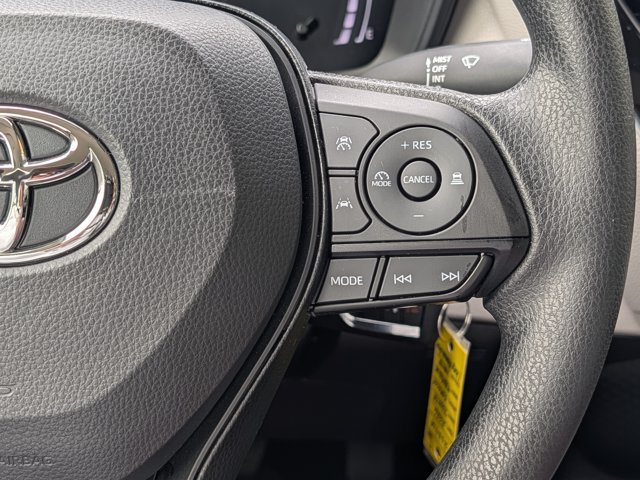 Used 2026 Toyota Corolla LE FWD image 22