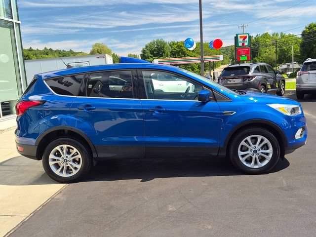 Used 2019 Ford Escape SE AWD/4WD image 2
