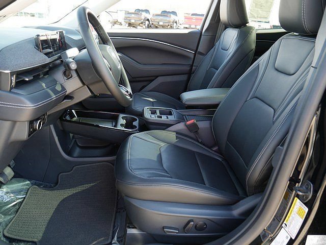 New 2026 Ford Mustang Mach-E Premium AWD/4WD image 10