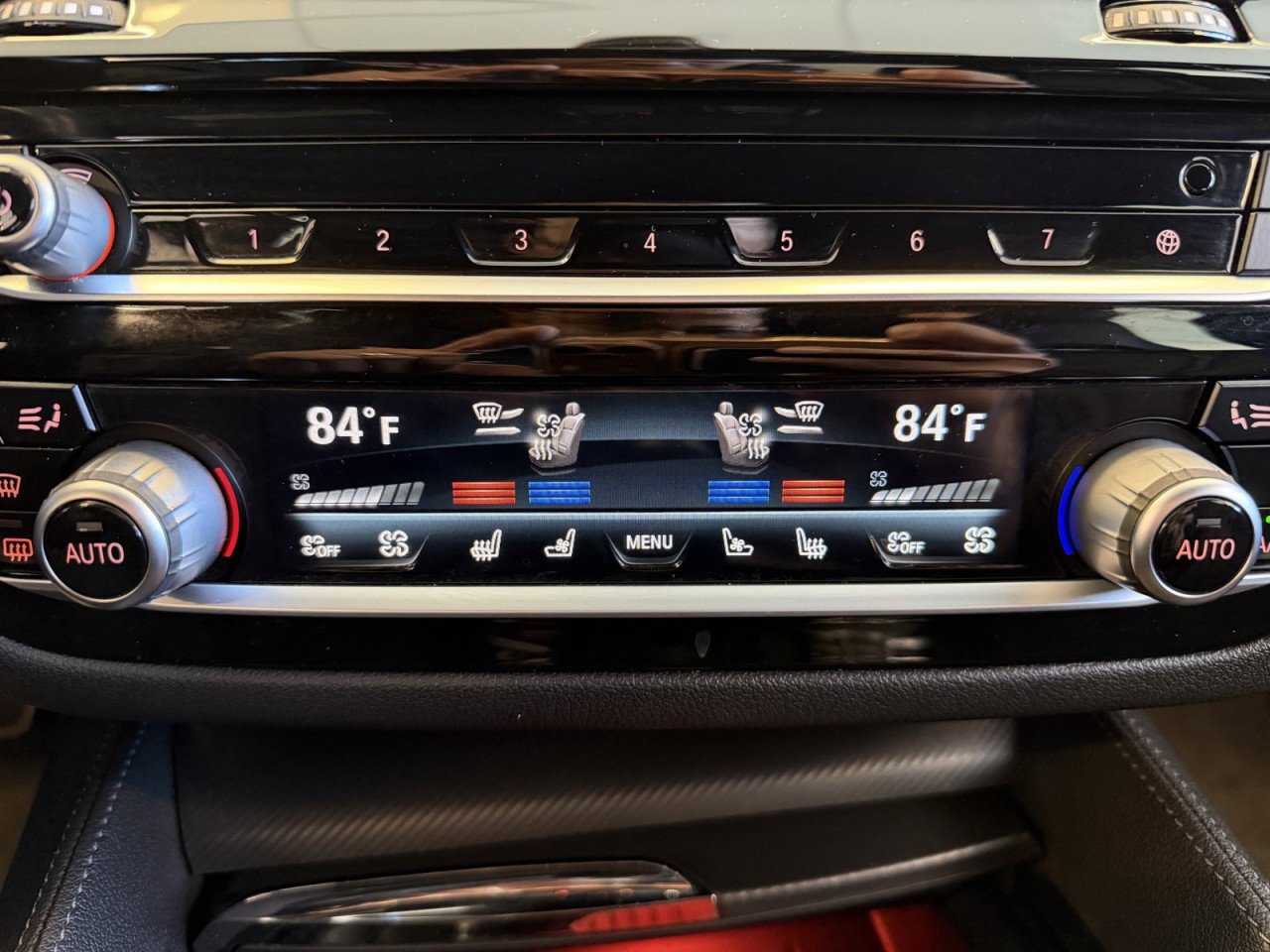 Used 2022 BMW M5 w/ Executive Package image 30