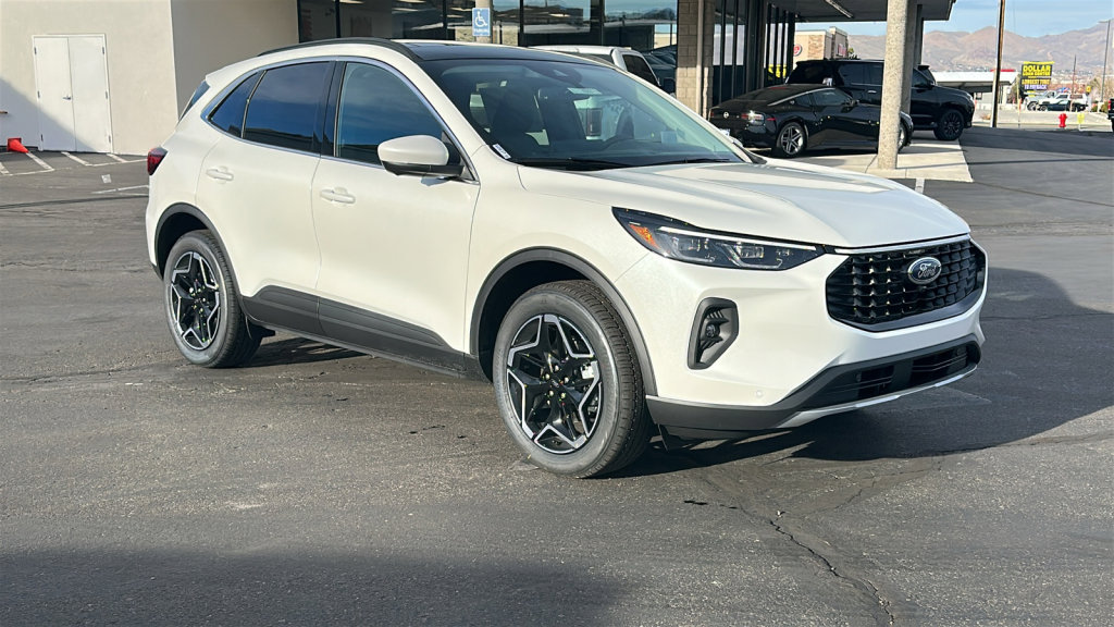 New 2026 Ford Escape Platinum w/ Premium Technology Package