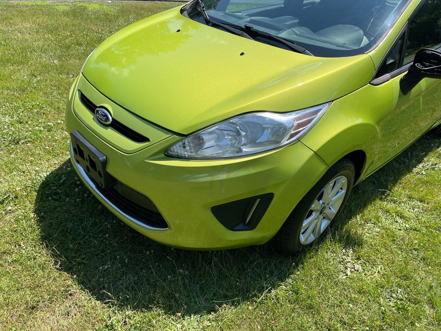 Used 2011 Ford Fiesta SE w/ 202A Rapid Spec Order Code FWD image 11
